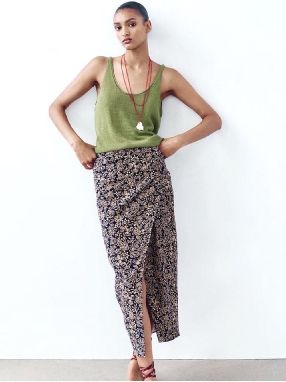 ZARA Navy Peach Floral Ruched Cotton Midi Skirt! 🐚 - Picture 7 of 16